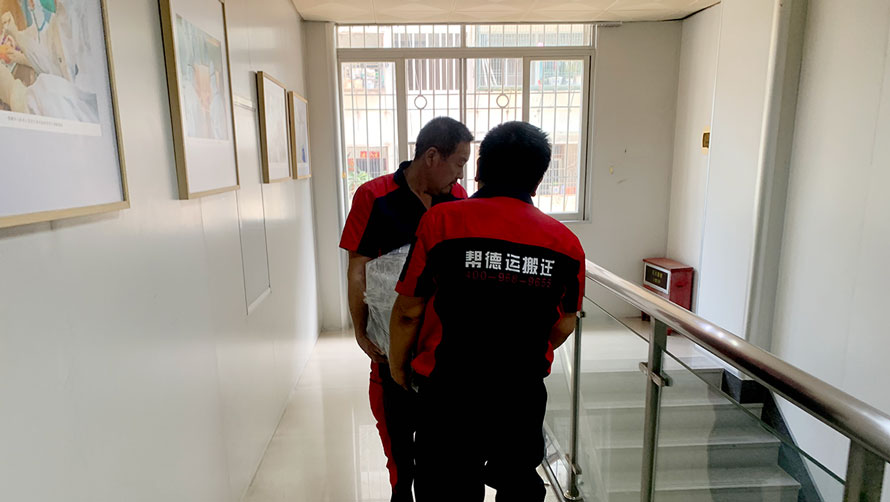 精打细算：深圳搬家为企事业单位控制搬迁成本